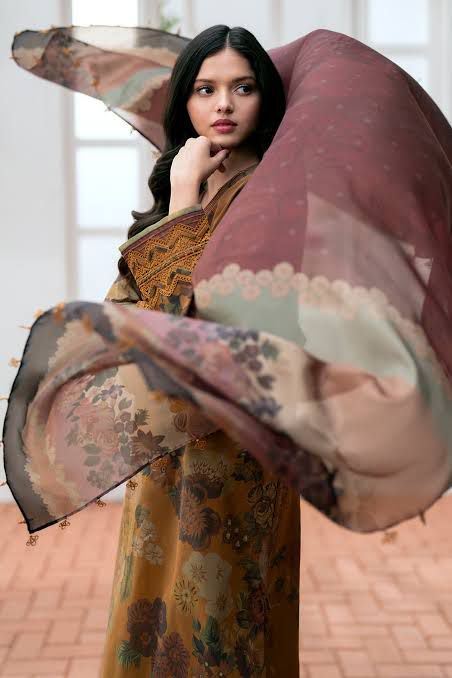 SAPPHIRE -3PC KARANDI Bana Dori Printed Shirt With Printed Duppta -SAF 5030