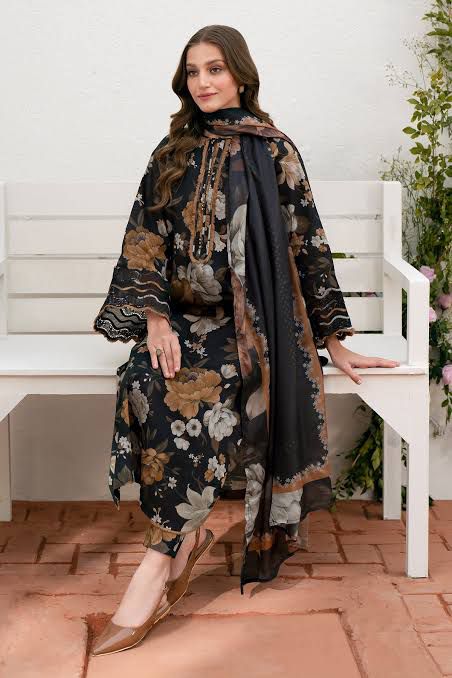 SAPPHIRE -3PC KARANDI Bana Dori Printed Shirt With Printed Duppta -SAF 5022