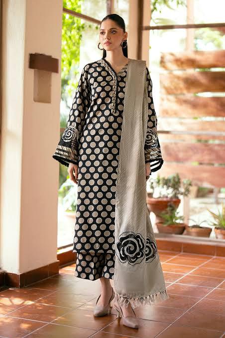 SAPPHIRE -3PC KARANDI Bana Dori Printed Shirt With Printed Duppta -SAF 5052