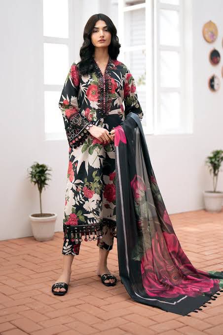 SAPPHIRE -3PC KARANDI Bana Dori Printed Shirt With Printed Duppta -SAF 5023