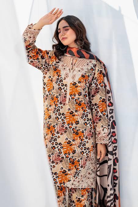 SAPPHIRE -3PC KARANDI Bana Dori Printed Shirt With Printed Duppta -SAF 5016