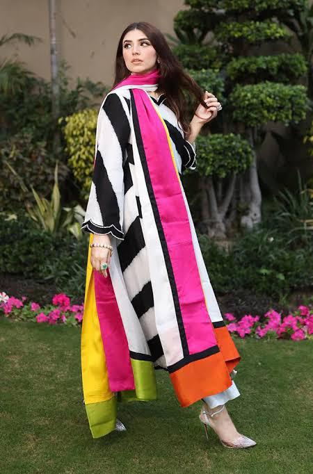 SAPPHIRE -3PC KARANDI Bana Dori Printed Shirt With Printed Duppta -SAF 5001